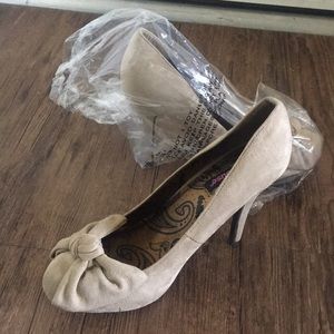 Sexy platform heel